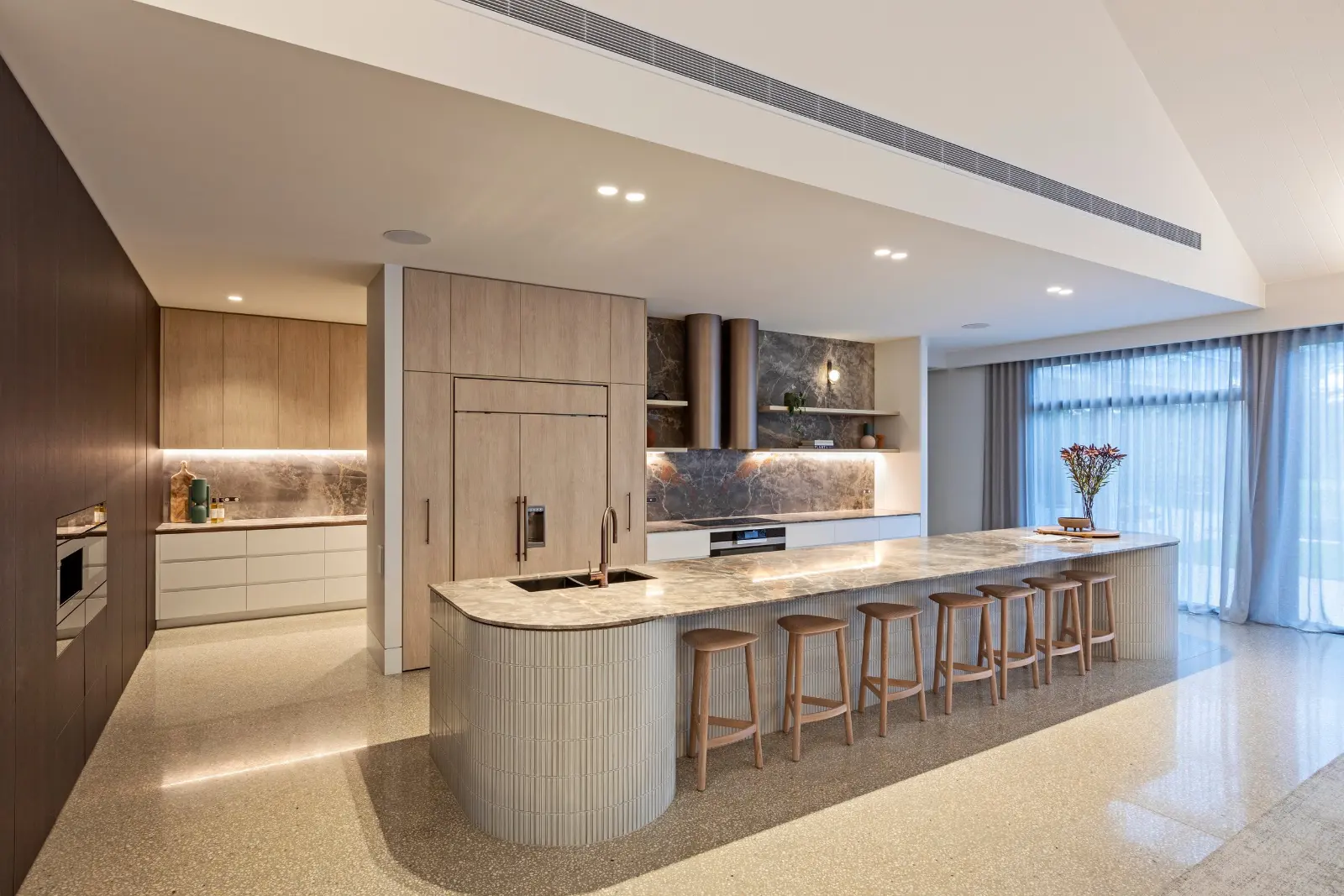 Iolaire, Merricks. Kitchen and the curved island.