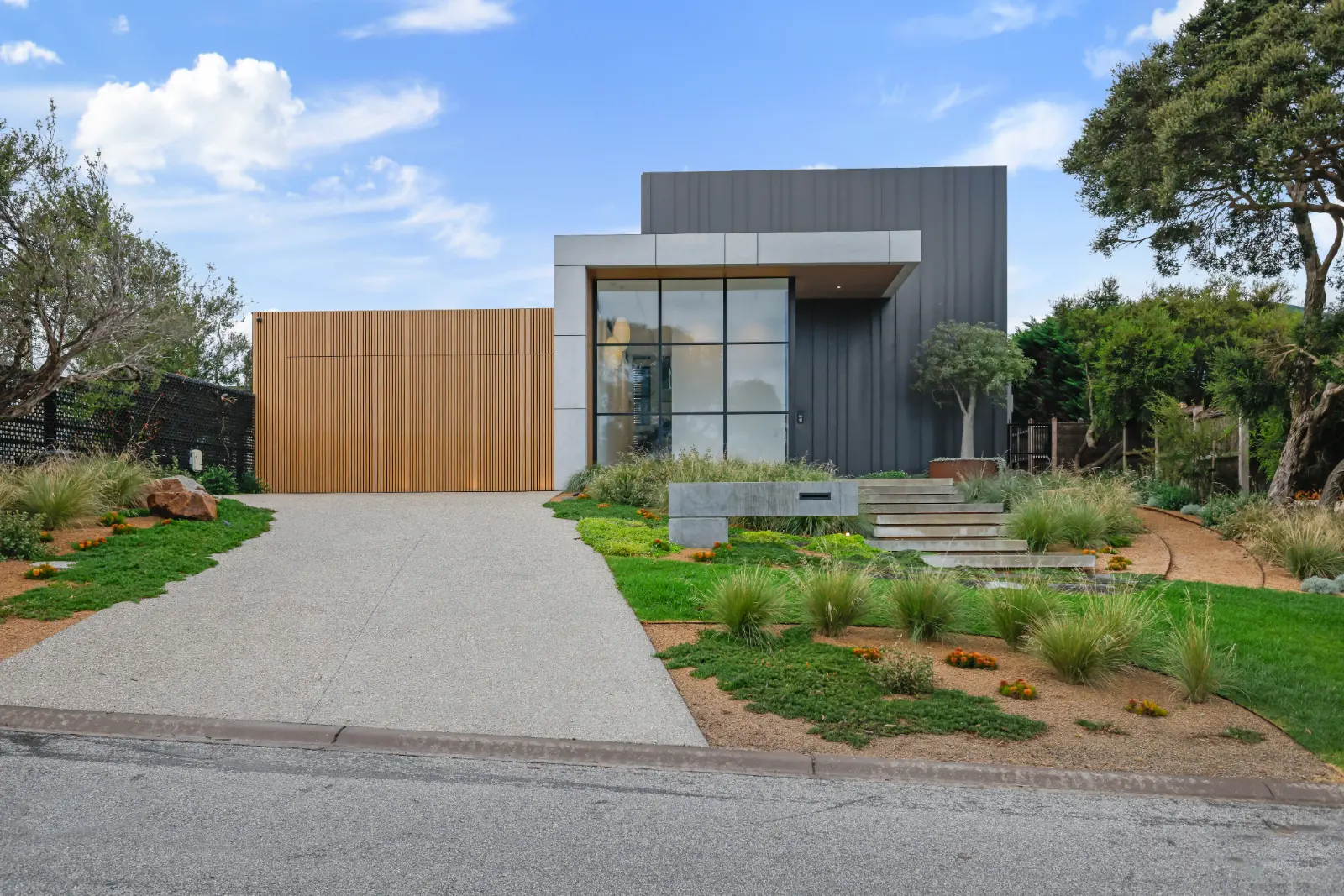 Seaview, Blairgowrie. The house from the drive.