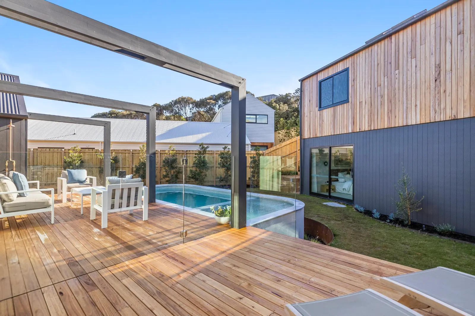 Stringer Road, Blairgowrie. Covered deck off the living room.